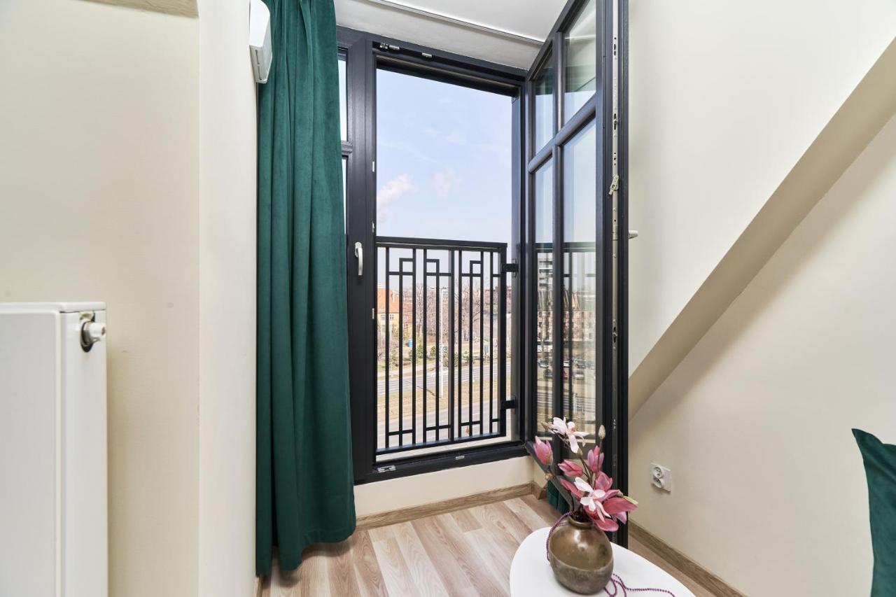 Under The Wroclove Sky By Noclegi Renters فروتسواف المظهر الخارجي الصورة